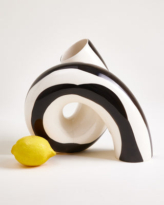 Motel a Miio x Ju Schnee Vase L schwarz weiß