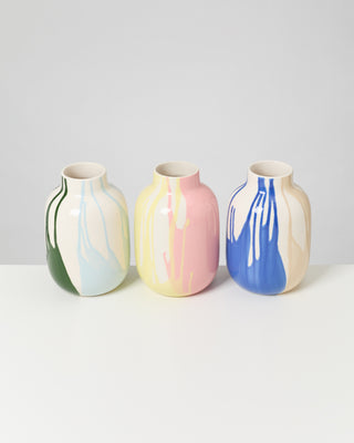 Nuno Vase M drip sand blau