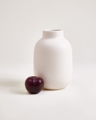 Nuno Vase M matt sand