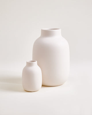 Nuno Vase M matt sand