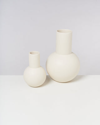 Bola vase M - sand